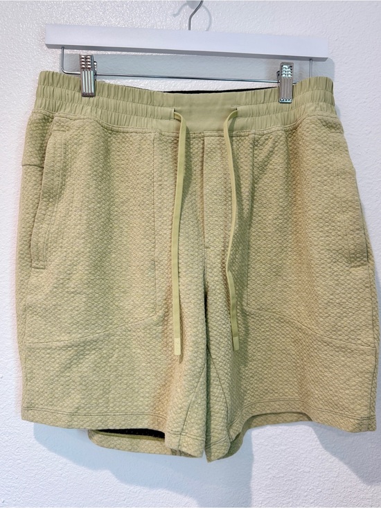 lululemon athletica Other - Lululemon Mens At Ease Textured 7" Athleisure Lounge Classic Fit Shorts Size S